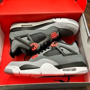 Air Jordan 4 infrared, 11.5 men's, Dark grey/infraRed Authentic EUC used twice